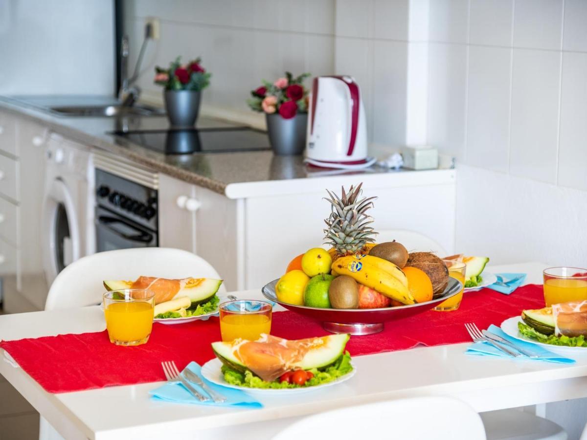 Apartmán 1 1 Beautiful Seafront With Balcony And Wifi Los Cristianos  Exteriér fotografie